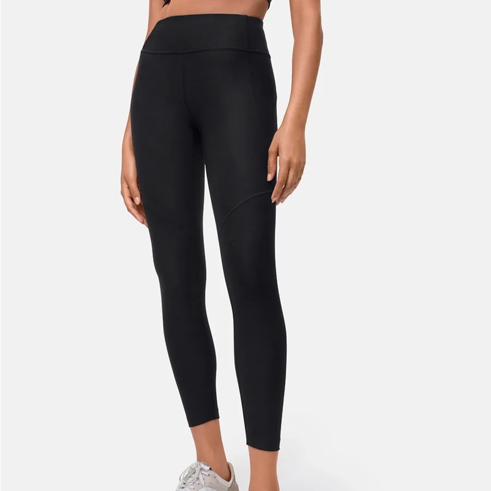 Outdoor Voices 7/8 warmup leggings